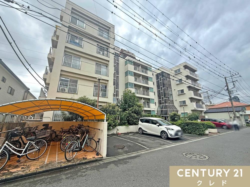 2LDK+S apartment in Kawagoe, Saitama - Photo 1