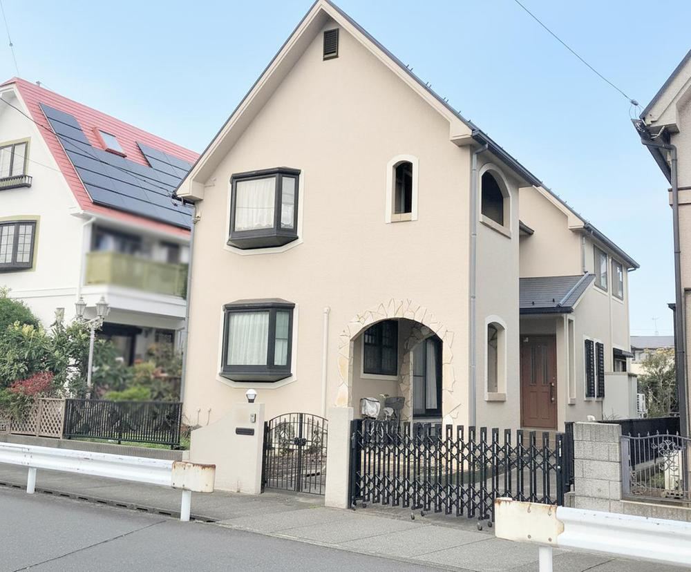 5LDK+S house in Koshigaya, Saitama - Photo 1