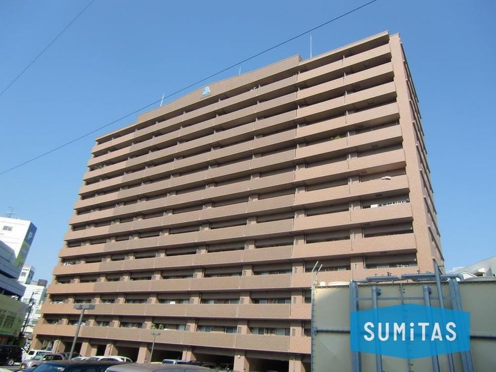 3LDK apartment in Matsuyama, Ehime - Photo 1