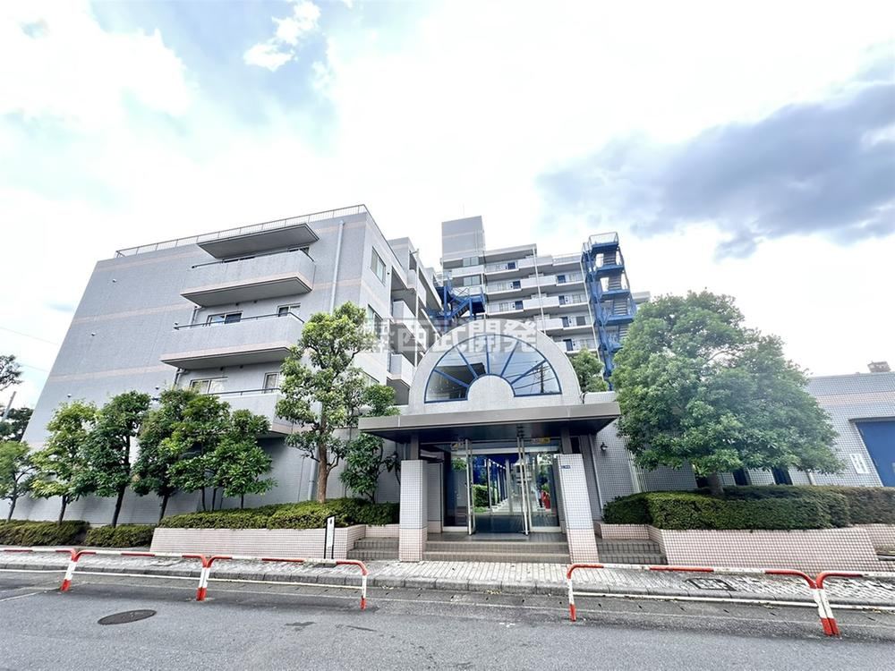 3LDK apartment in Wako, Saitama - Photo 1