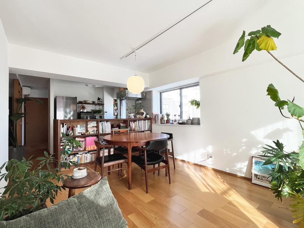 2LDK apartment in Shibuya Ward, Tokyo - Photo 1