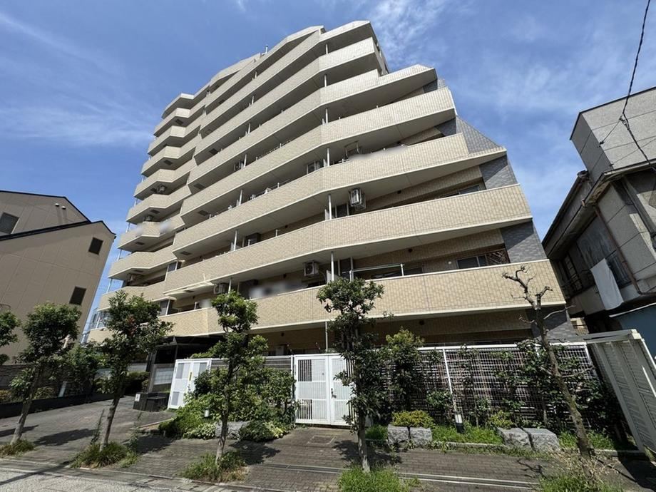 2LDK apartment in Adachi Ward, Tokyo - Photo 1