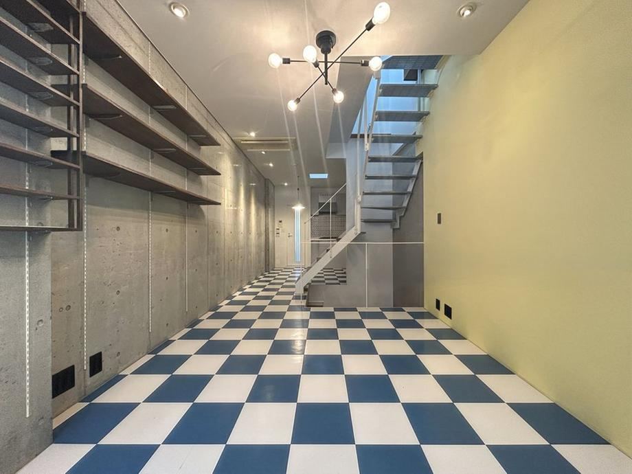 1LDK+S apartment in Shibuya Ward, Tokyo - Photo 1