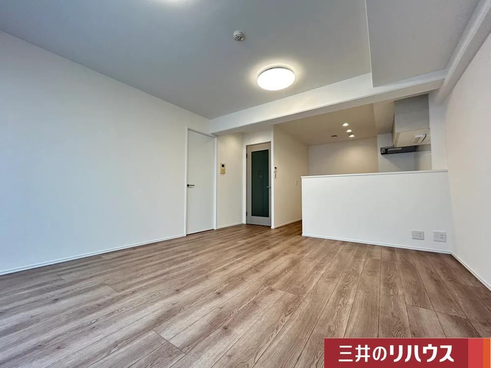 3LDK apartment in Nishinomiya, Hyogo - Photo 1
