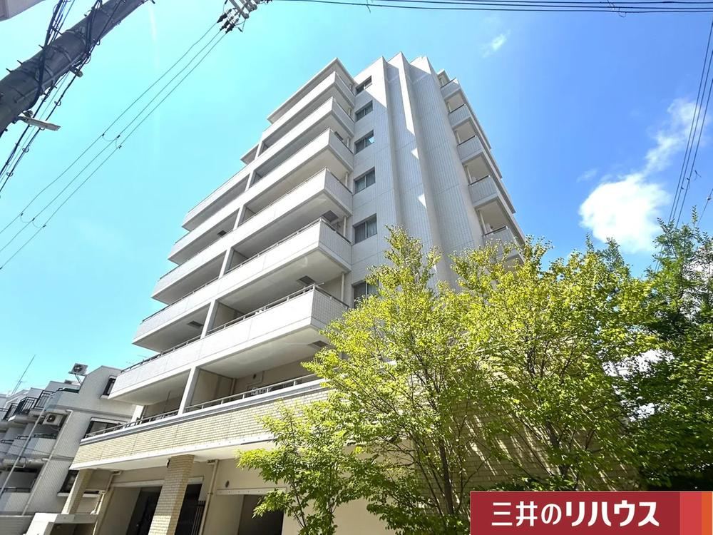 2LDK+S apartment in Chuo Ward, Kobe, Hyogo - Photo 1