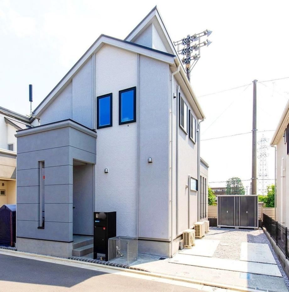 3LDK house in Mitaka, Tokyo - Photo 1