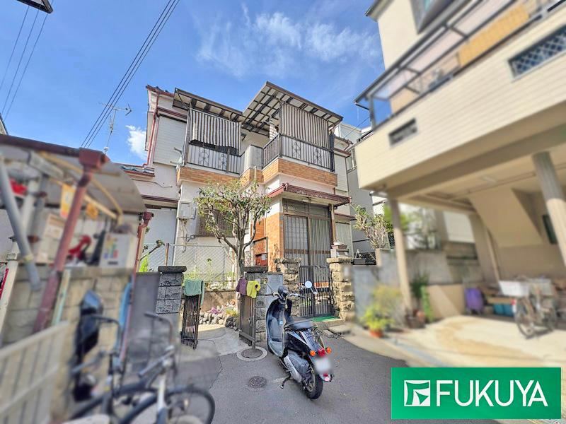 4DK house in Neyagawa, Osaka - Photo 1