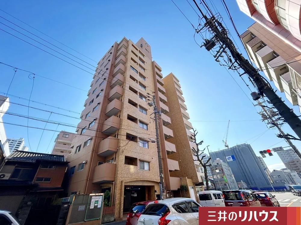 2LDK apartment in Naka Ward, Nagoya, Aichi - Photo 1