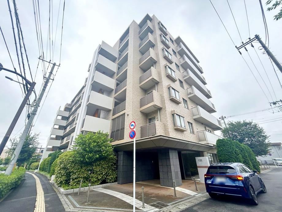 3LDK apartment in Hino, Tokyo - Photo 1