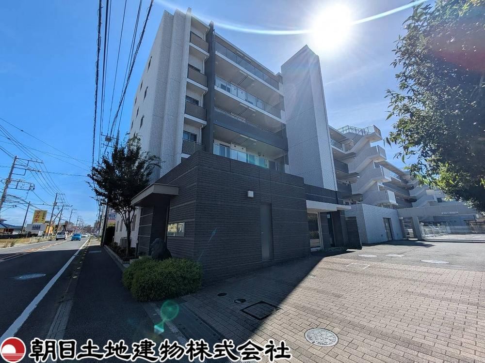 3LDK apartment in Yamato, Kanagawa - Photo 1