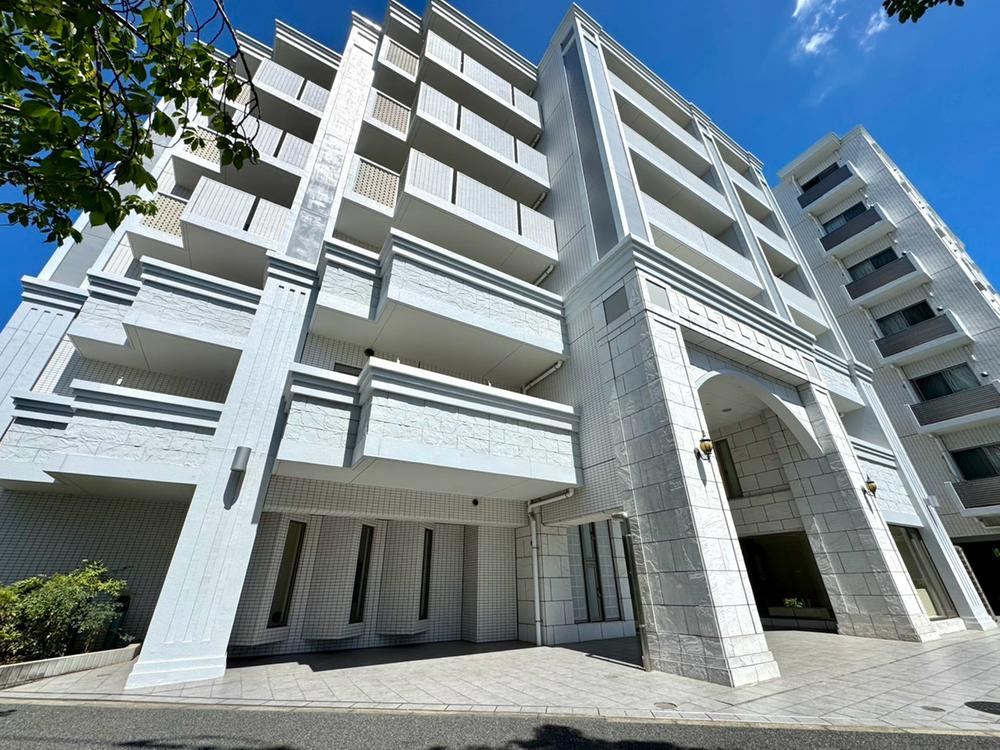 3LDK apartment in Kohoku Ward, Yokohama, Kanagawa - Photo 1