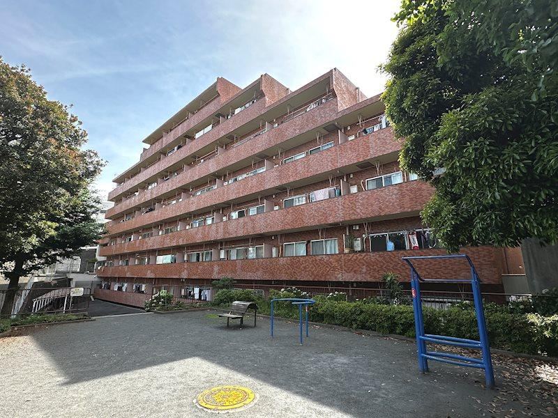 3LDK apartment in Kanagawa Ward, Yokohama, Kanagawa - Photo 1