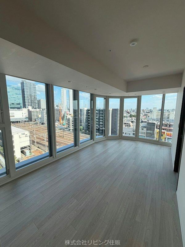3LDK apartment in Nakano Ward, Tokyo - Photo 1