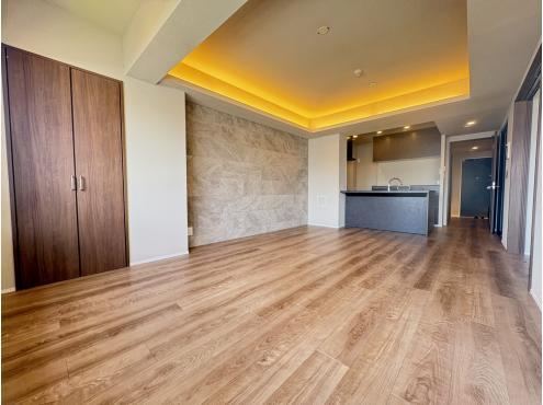 2LDK+S apartment in Shibuya Ward, Tokyo - Photo 1