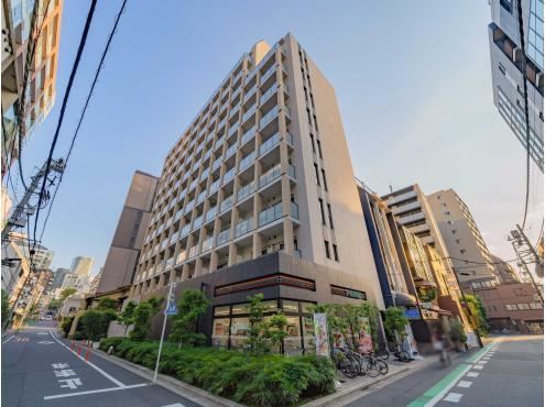 1LDK apartment in Minato Ward, Tokyo - Photo 1