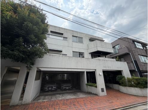 3LDK apartment in Toshima Ward, Tokyo - Photo 1