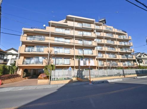 3LDK apartment in Minami Ward, Saitama - Photo 1
