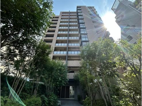 2LDK+S apartment in Ichikawa, Chiba - Photo 1