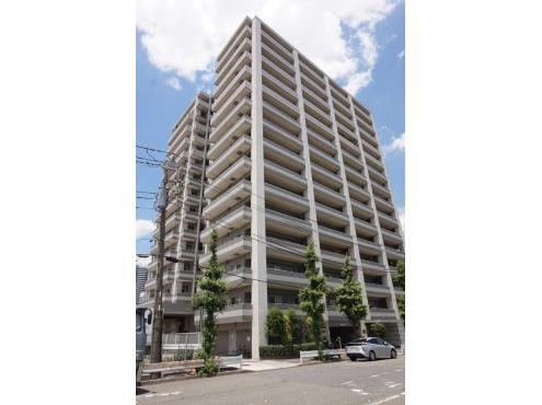 2LDK apartment in Minato Ward, Tokyo - Photo 1