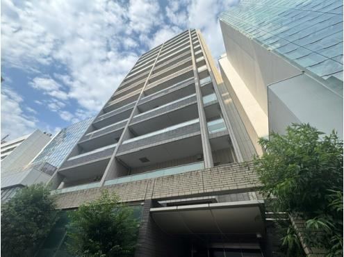 2LDK apartment in Shibuya Ward, Tokyo - Photo 1