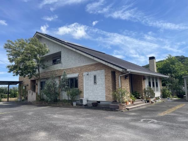 7LDK+S house in Isahaya, Nagasaki - Photo 1