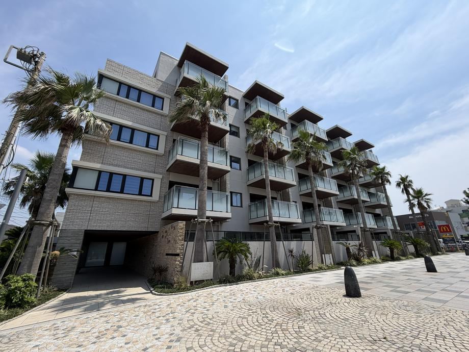 2LDK apartment in Fujisawa, Kanagawa - Photo 1