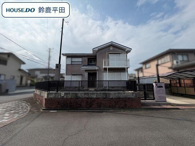 4LDK house in Suzuka, Mie - Photo 1