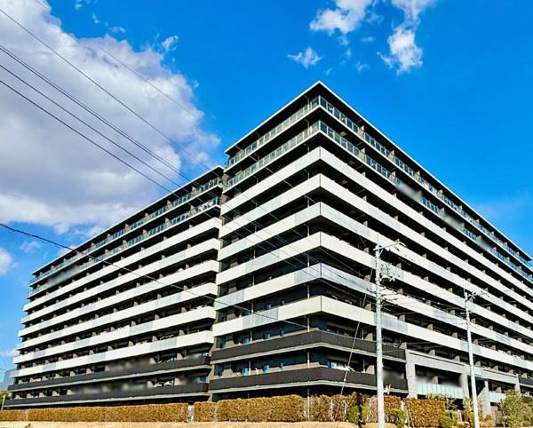 3LDK apartment in Misato, Saitama - Photo 1