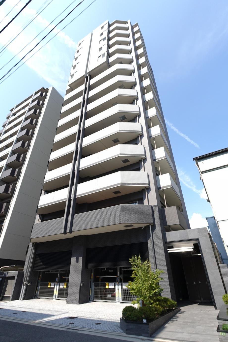 1LDK+S apartment in Naka Ward, Hiroshima - Photo 1