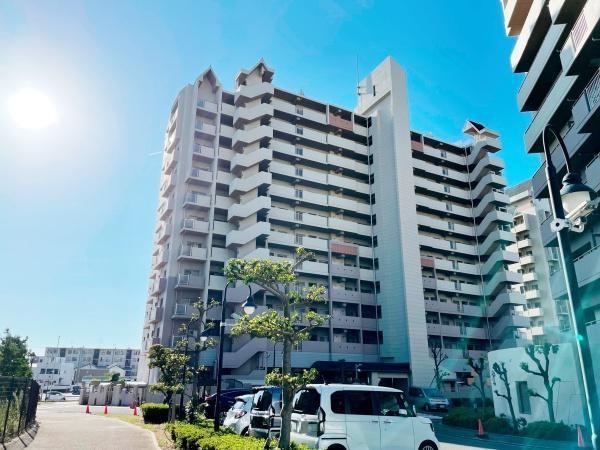 3LDK apartment in Kishiwada, Osaka - Photo 1