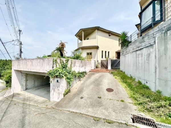 3LDK+S house in Tarumi Ward, Kobe, Hyogo - Photo 1