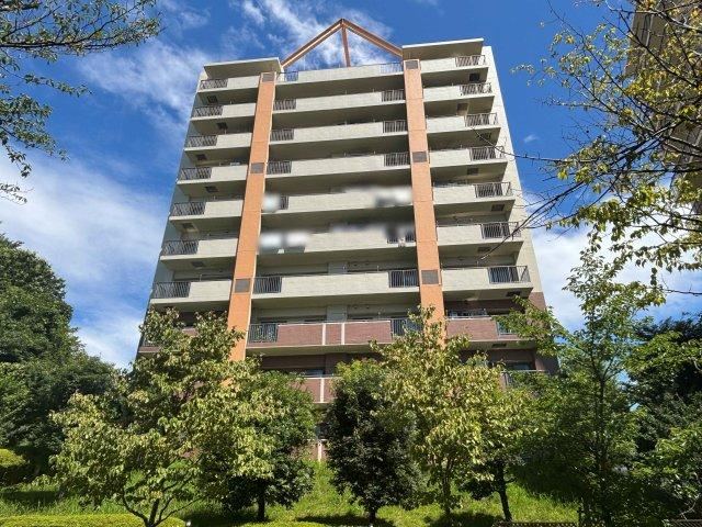 3LDK apartment in Inagi, Tokyo - Photo 1