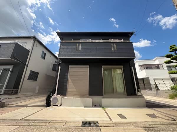 4LDK house in Nishi Ward, Nagoya, Aichi - Photo 1