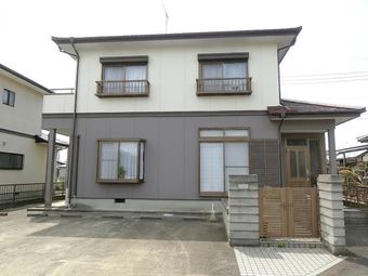4LDK house in Omura