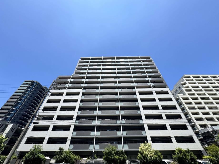 3LDK apartment in Higashi Ward, Nagoya, Aichi - Photo 1