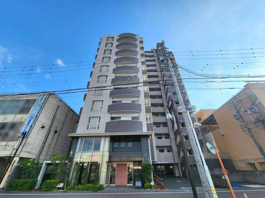 2LDK apartment in Konan, Aichi - Photo 1
