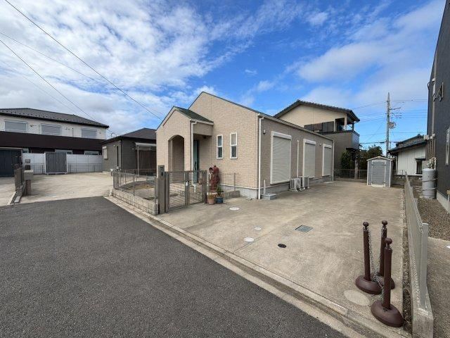 3LDK house in Yachimata, Chiba - Photo 1