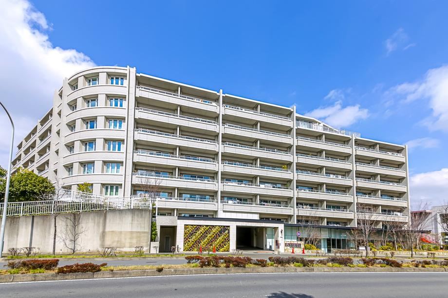 3LDK apartment in Tsuzuki Ward, Yokohama, Kanagawa - Photo 1