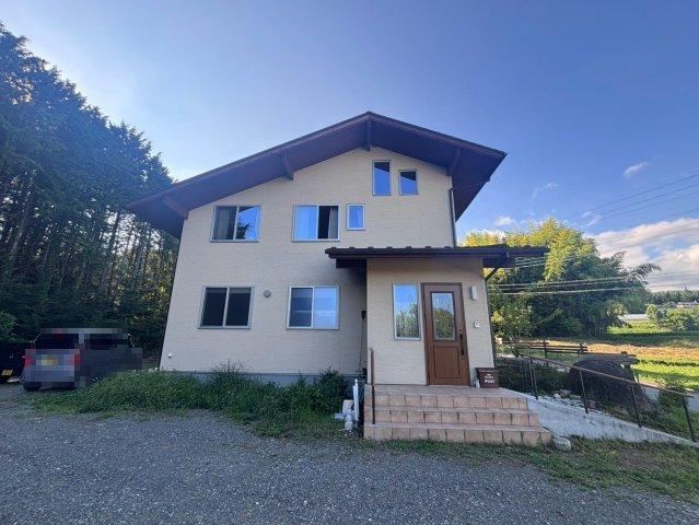 6LDK+S house in Hokuto, Yamanashi - Photo 1