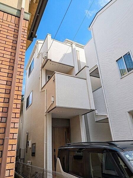 2LDK+S house in Asaka, Saitama - Photo 1