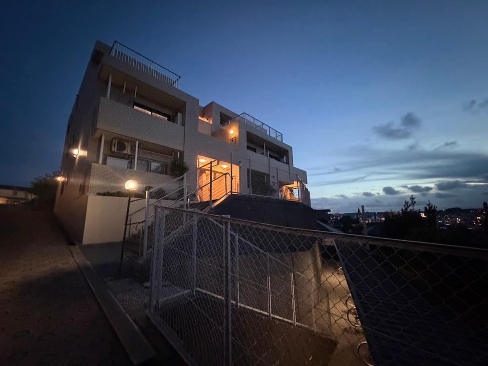2LDK apartment in Minami Ward, Yokohama, Kanagawa - Photo 1