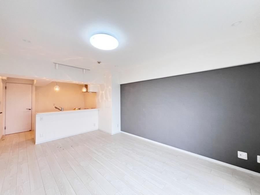 5LDK apartment in Inagi, Tokyo - Photo 1