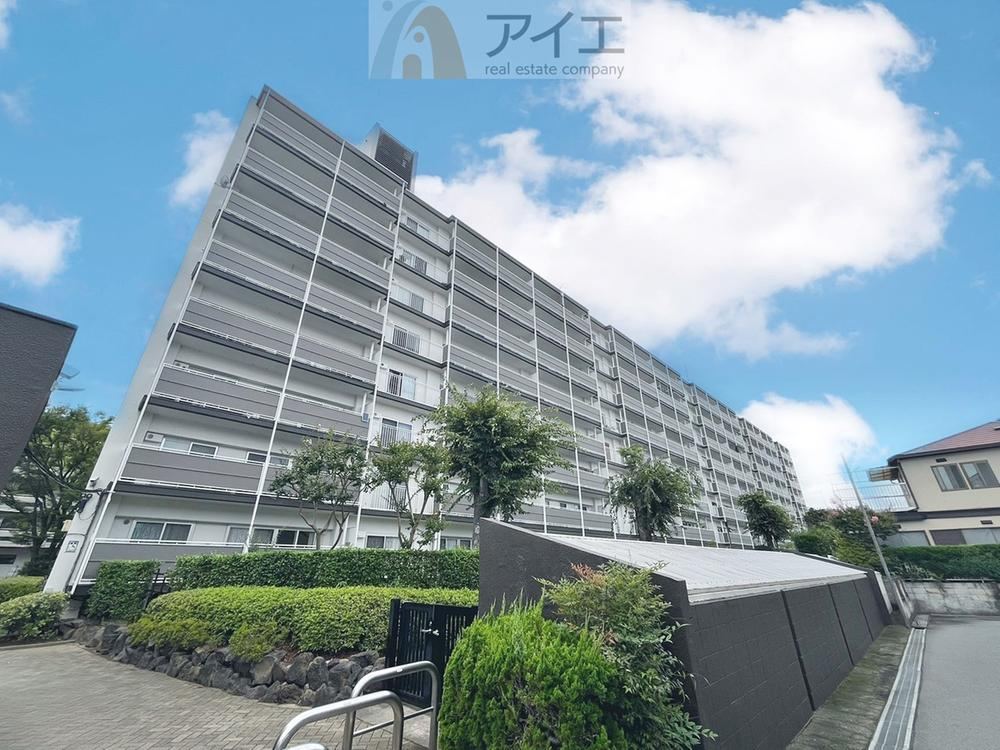 4LDK apartment in Nagareyama, Chiba - Photo 1