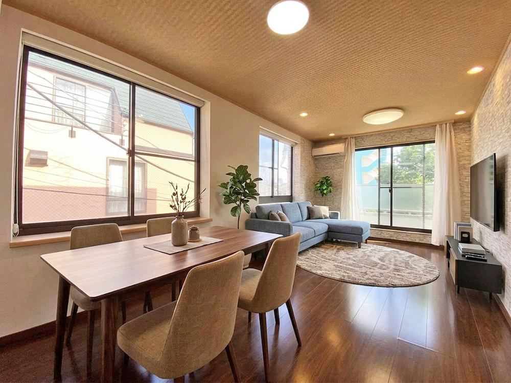 4LDK house in Shinjuku Ward, Tokyo - Photo 1