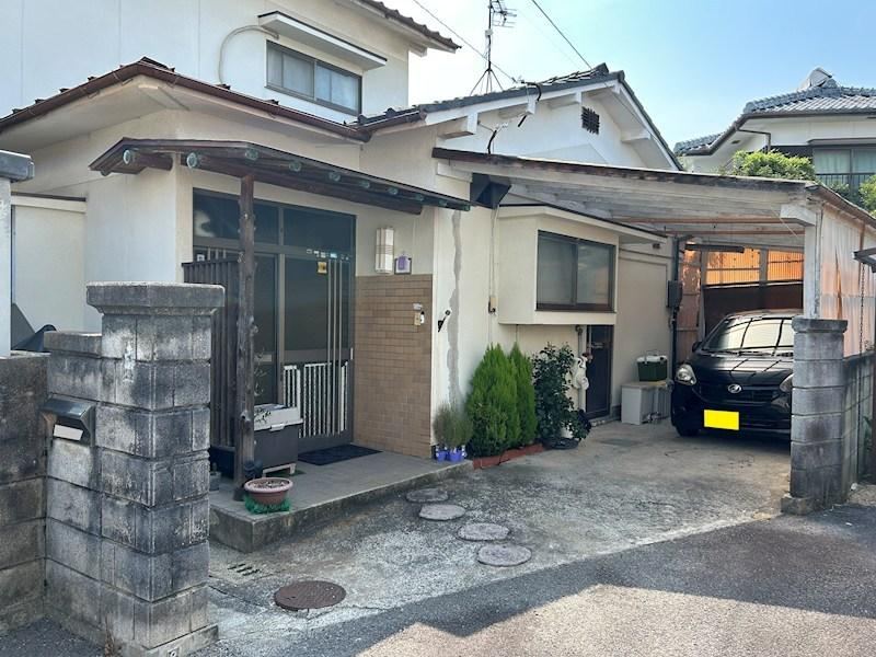 4DK house in Masaki, Iyo District, Ehime - photo 1