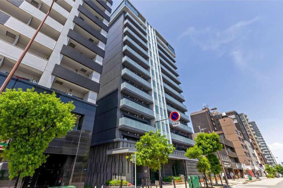 2LDK apartment in Chuo Ward, Osaka - Photo 1
