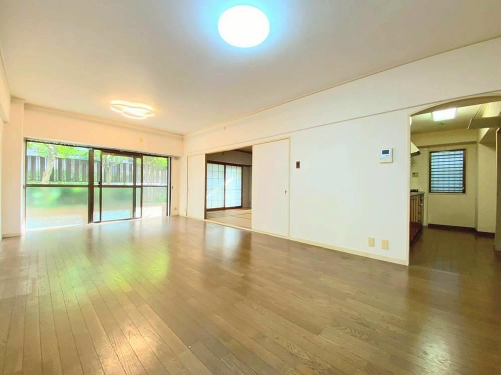 3LDK+S apartment in Suita, Osaka - Photo 1