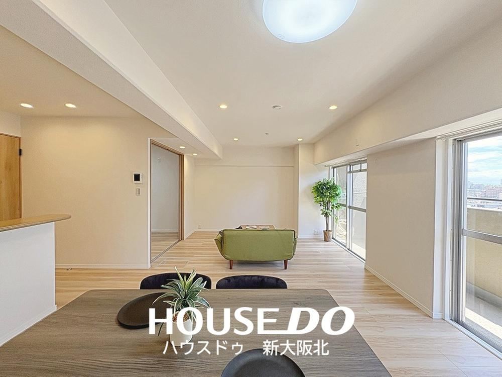 3LDK apartment in Toyonaka, Osaka - Photo 1