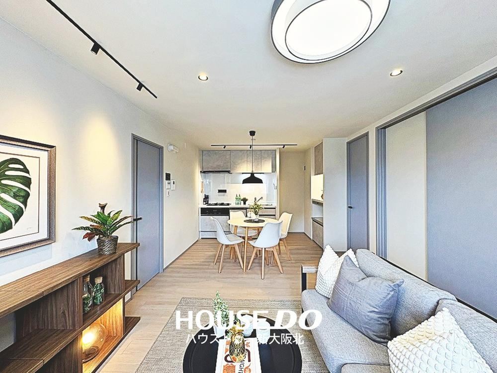3LDK apartment in Toyonaka, Osaka - Photo 1