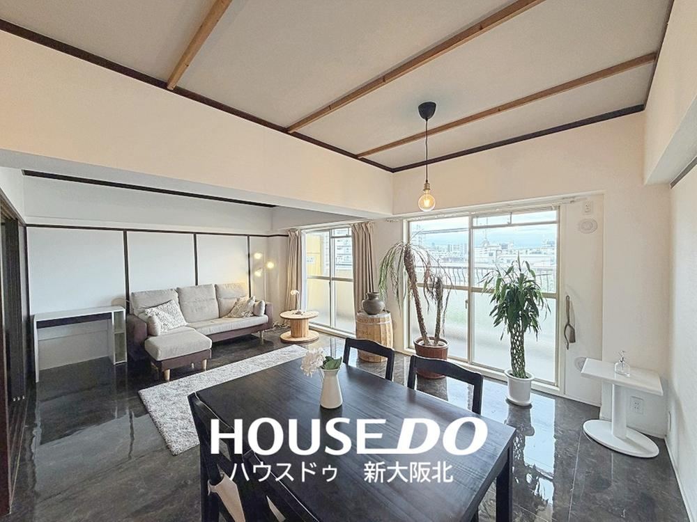 2LDK apartment in Nishiyodogawa Ward, Osaka - Photo 1